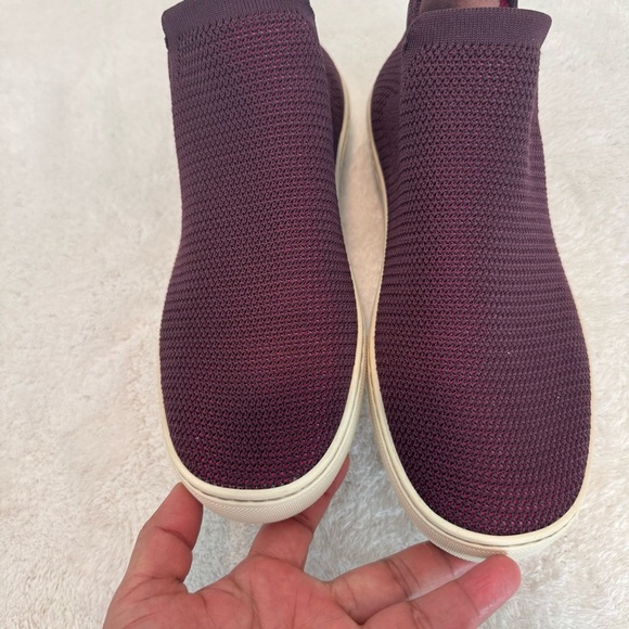 Rothy’s The Chelsea Burgundy Boots size 9/5 - Picture 2 of 10